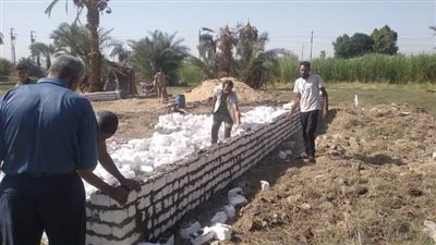 تنفيذ 3 حالات إزالة فورية على أرض زراعية بنجع حمادي 