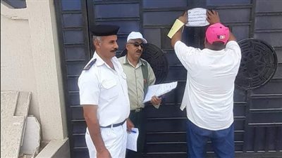 تنفيذ قرارات غلق للمحال المخالفة وضبط 27 وصلة مياه خلسة بدمياط الجديدة