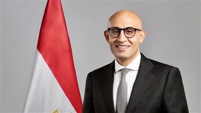  وزير التربية والتعليم يتفقد عدد من المدارس بمدينة قنا 