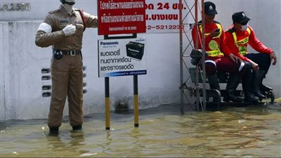 الجيش التايلاندي يتأهب لإنقاذ البلاد من أسوأ الفيضانات.. فيديو
