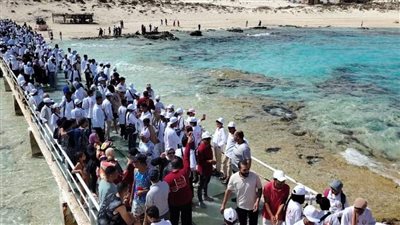 200 طفل من المحافظات الحدودية فى جولة بمرسى مطروح 