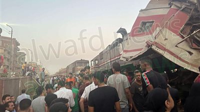 كواليس حادث تصادم قطارين في الزقازيق