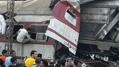 الصحة تعلن حصيلة جديدة لمصابي حادث تصادم قطاري الزقازيق.. فيديو