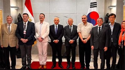 السفير المصري بكوريا الجنوبية يستقبل وفدًا من التعليم العالي وجامعة بني سويف التكنولوجية