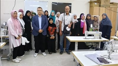 وزارة العمل تتابع برامج التدريب المهني على 