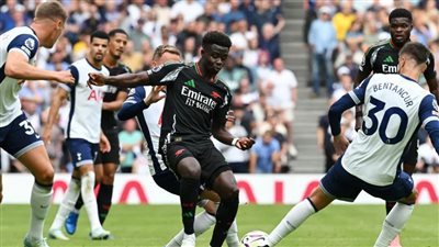 آرسنال يحسم ديربي لندن المشتعل ويهزم توتنهام برأسية ماجالهاييس 