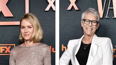 ناعومي واتس وجيمي كورتيس تألقان على السجادة الحمراء لحفل إيمي 2024