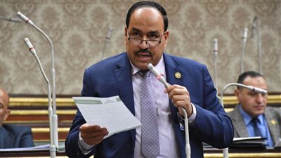 النائب أحمد قورة لوزير الموارد المائية: أجهزة الوزارة تعمل بسياسة الجزر المنعزلة