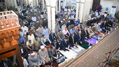 أوقاف قنا تحتفي بالمولد النبوي الشريف بمسجد سيد عبد الرحيم القنائي 