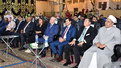 وزير الرياضة يتفقد مركز شباب الإمامين والتونسي ويشهد احتفالية المولد النبوي الشريف 