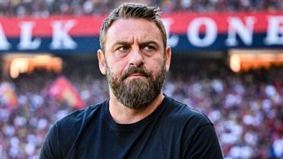 روما يحدد خليفة دي روسي بعد إقالته 