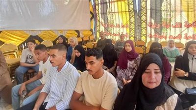 مدير عام التعليم بأبوتشت يشهد تكريم أوائل الشهادة الثانوية العامة