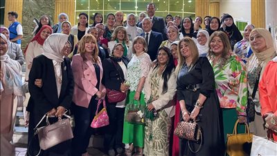 محافظ الإسماعيلية: المرأة هي عماد التطوير والتنمية