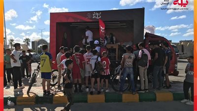 فرق المبادرة الرئاسية بداية تجوب المحافظات لتوزيع مستلزمات المدارس 