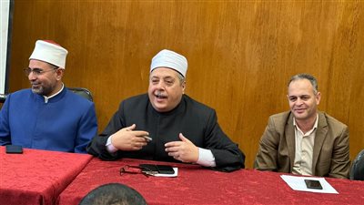 رئيس القطاع يجتمع بشيوخ المعاهد الأزهرية للوقوف على استعدادات العام الدراسي الجديد