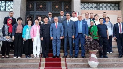 محافظ الإسماعيلية يستقبل وفد جمعية الصداقة الصينية