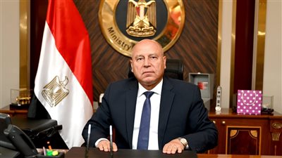 حضور  المحافظ مع المستثمريين  بكل محافظة لحل المشاكل بشكل فوري