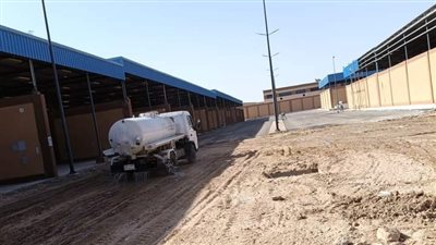  استعدادات مكثفة لتجهيز الشوادر الجديدة بمركز نجع حمادي