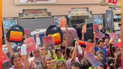فرق المبادرة الرئاسية «بداية» تجوب المحافظات لتوزيع مستلزمات المدارس على الطلاب