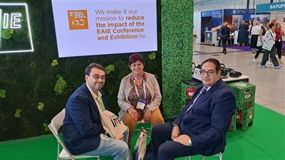 رئيس جامعة القاهرة يشارك في مؤتمر الرابطة الأوروبية للتعليم الدولي بفرنسا