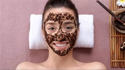 الماسك السحري.. مزيج القهوة والعسل لبشرة نضرة ومشرقة