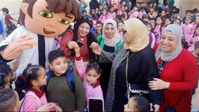 كرنفال ورقص تنورة بأول يوم دراسي بالشرقية