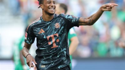مدرب بايرن ميونخ يتغنى بنجمه الجديد بعد اكتساح بريمن 