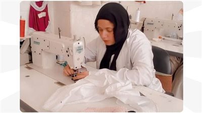 وزارة العمل تتابع برامج التدريب المجانية لتأهيل الفتايات بقرى ومراكز القليوبية
