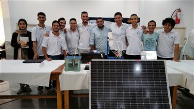 فريق بهندسة المطرية ينجح في إنتاج الكهرباء من الهيدروجين الأخضر 