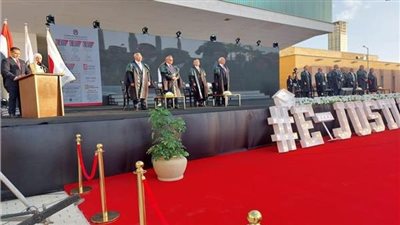   الجامعة المصرية اليابانية تحتفل بتخرج طلابها فى الإسكندرية