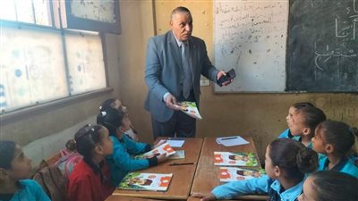 مدير تعليم المنشاة يتفقد سير العملية التعليمية بمدارس الإدارة