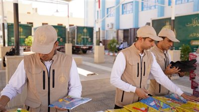 بيت الزكاة ينتهي من توزيع المستلزمات الدراسية على الطلاب الأيتام في مطروح