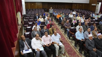 تنفيذي كفرالشيخ يناقش موضوعات وقرارات خدمية وتنموية 