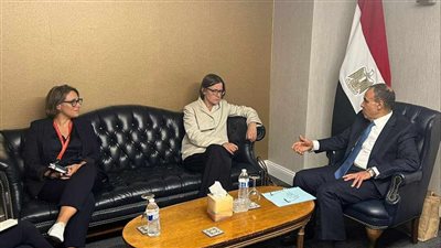 وزير الخارجية والهجرة وشئون المصريين بالخارج يلتقي رئيسة اللجنة الدولية للصليب الأحمر