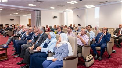 وزير الري يشارك في أحد ورش العمل الخاصة بالتحول الرقمي في الوزارة 