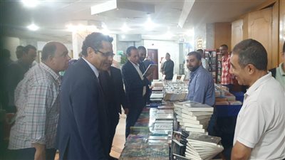 نقيب الصحفيين: معرض الكتاب بالنقابة يتيح تنوعاً ثرياً وسيقام سنوياً