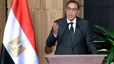 رئيس الوزراء: شبكة المياة منفصلة تماما عن الصرف الصحي 