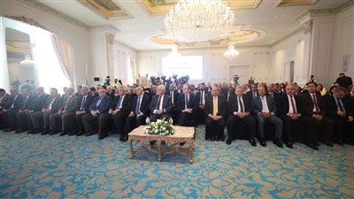 وزير التعليم العالي يشهد توقيع عقود لفتح مكاتب لهيئات التصنيف البريطانية