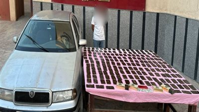  ضبط عنصر إجرامي بحوزته 20 كيلو حشيش بمطروح  