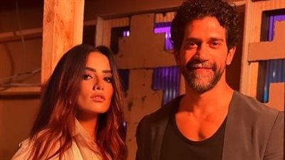 شاهد زينة وأحمد مجدي في كواليس فيلم 