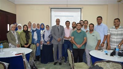 تربية سوهاج تنظم دورة تدريبية لإعداد المعلم الجامعي بمبادرة 