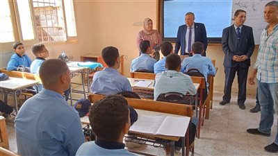  وكيل تعليم البحيرة يتفقد مدارس إدارة حوش عيسى التعليمية 