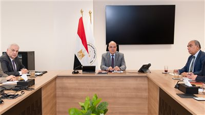 وزير الري يتابع مشروع تعزيز التكيف مع التغيرات المناخية بالساحل الشمالي والدلتا 