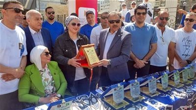 محافظ الشرقية يشارك فى فعاليات ماراثون 