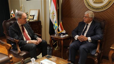 وزير التعليم العالي يستقبل سفير مملكة السويد بالقاهرة 