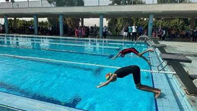 إنطلاق الدورة الرياضية للسباحة الحرة 50 متر بنادى قنا 
