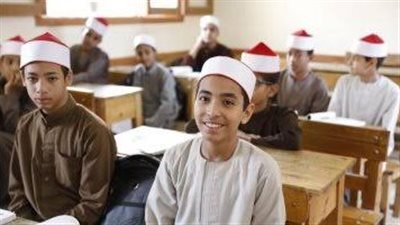 إقبال على التعليم الأزهري.. ووكيل المعاهد: طبيعة المصريين تتجدد في حب دراسة الدين