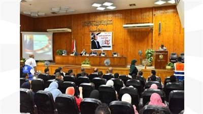 وزارة العمل تنظم لقاء شبابي بأسيوط حول 