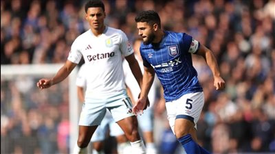 تشكيل إيبسويتش تاون أمام برينتفورد.. موقف المصري سام مرسي