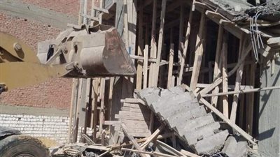 إزالة التعديات ومصادرة مواد البناء بسنورس في الفيوم 